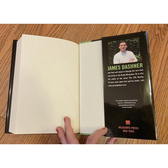 Maze Runner Book One of the Maze Runner Series Hardcover by James Dashner 2009 - Picture 10 of 11